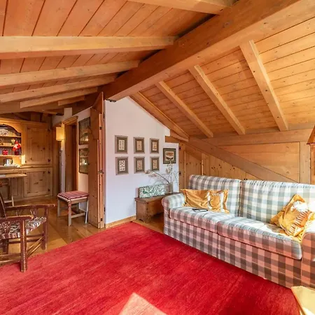 Apartment Chesa La Buot - *